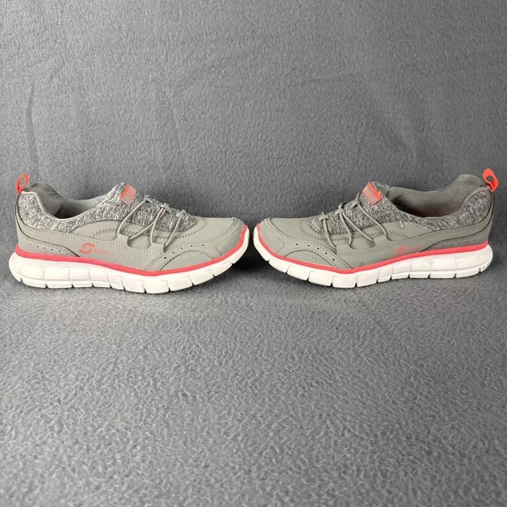 Skechers product pair